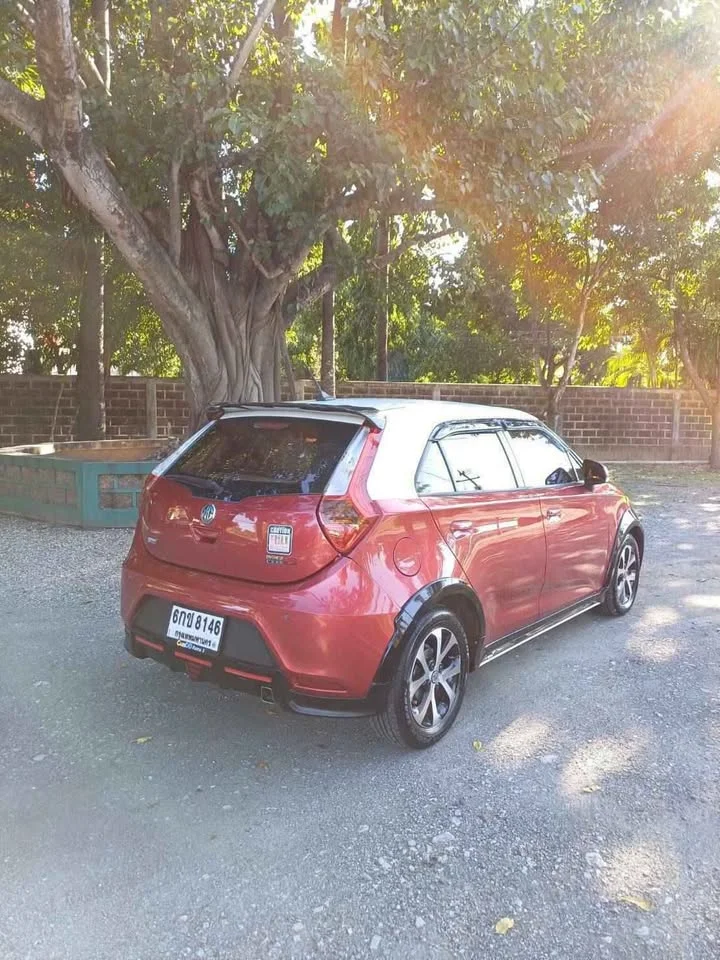 2016 MG 3 II 3