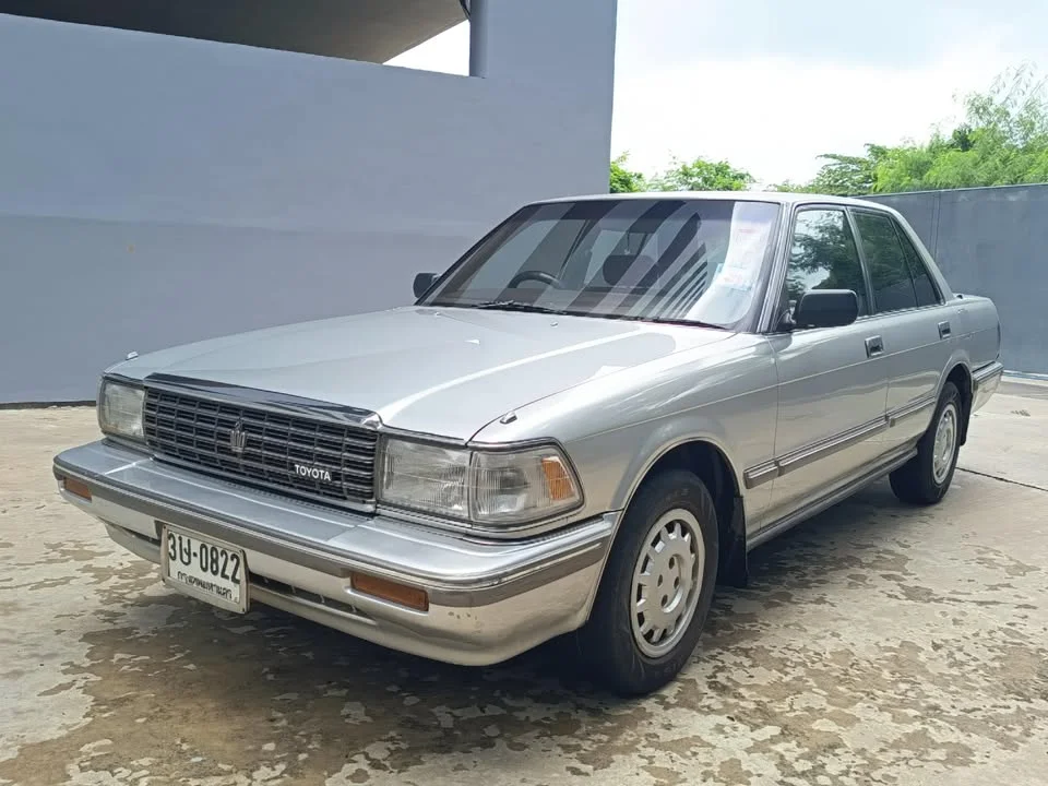 1991 Toyota Crown VIII (S130) 3