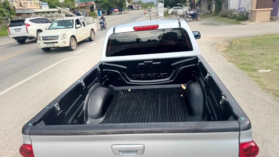 2551 Isuzu D-Max I 3