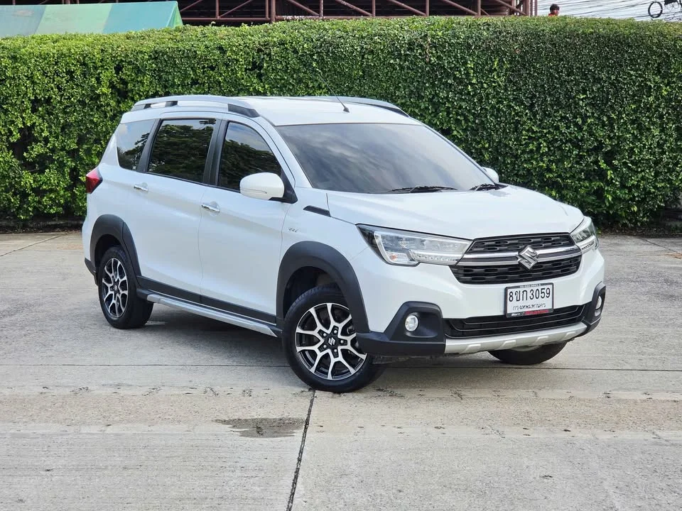 2020 Suzuki Ertiga II 3