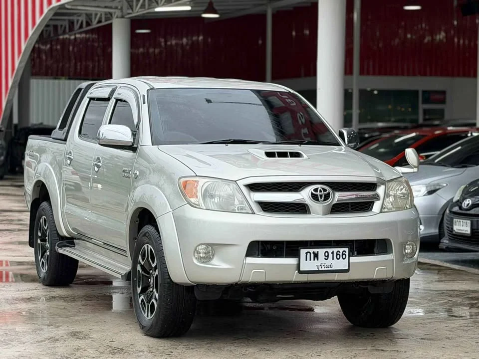2007 Toyota Hilux VII 2