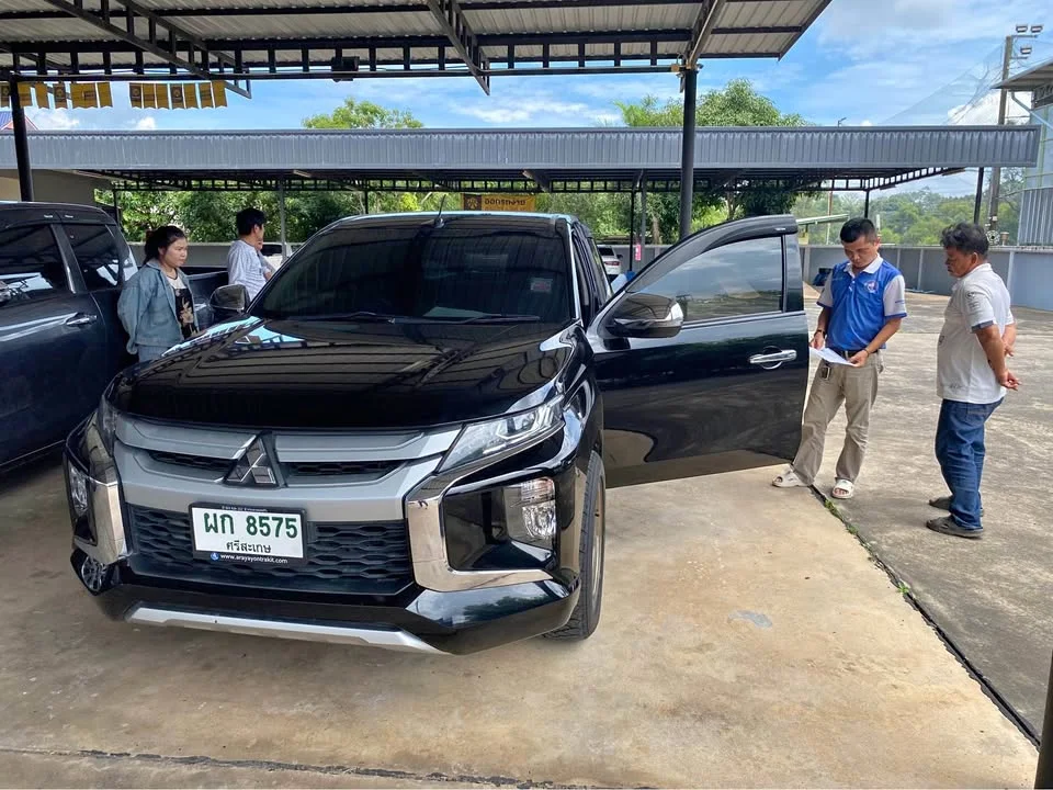 2022 Mitsubishi Triton V 2