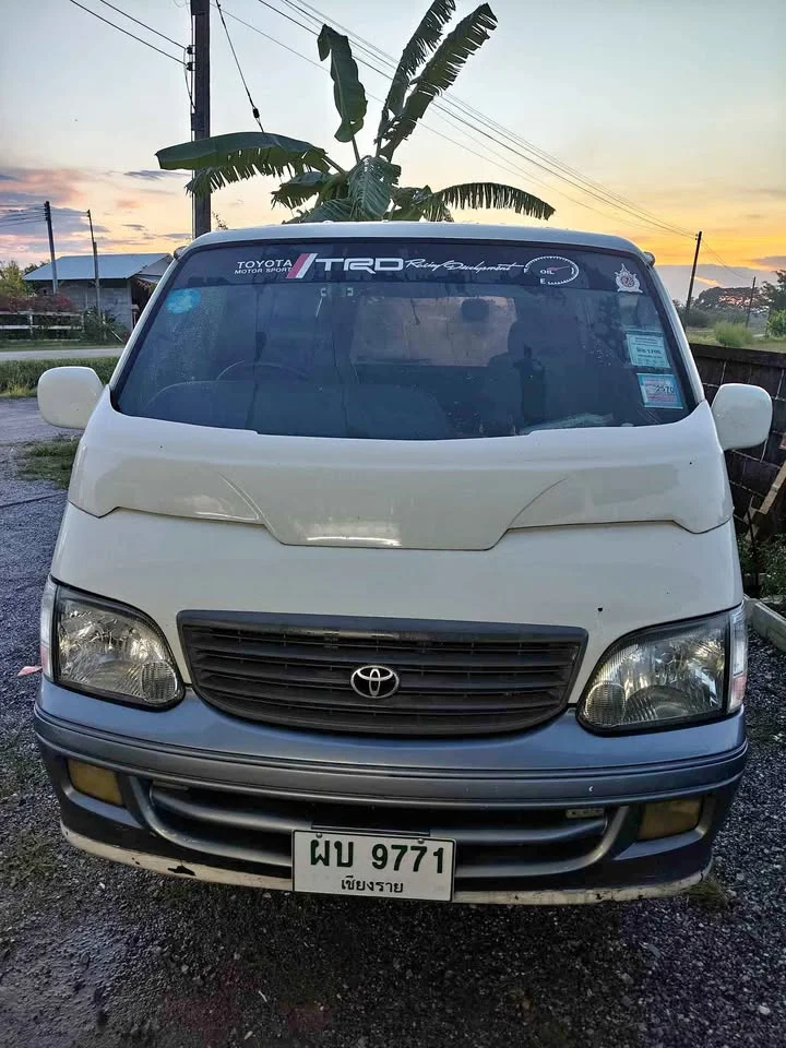 2001 Toyota Commuter IV (H100) 3