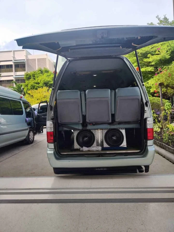 2004 Toyota Commuter IV (H100) 2