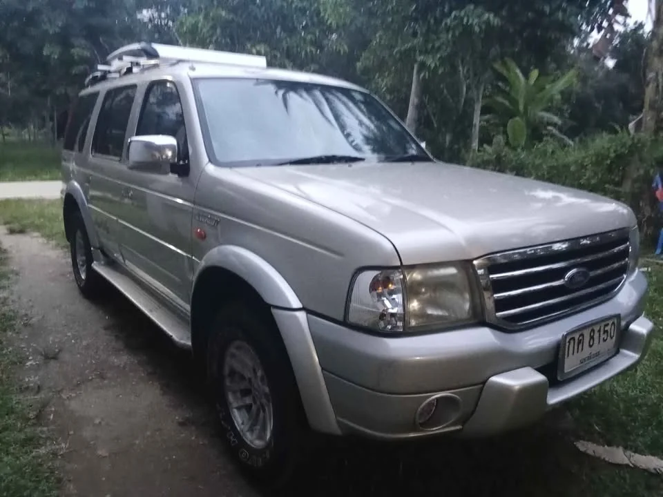 2005 Ford Everest I 3