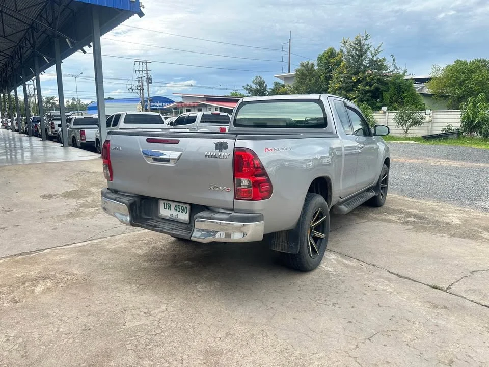2016 Toyota Hilux VIII 3