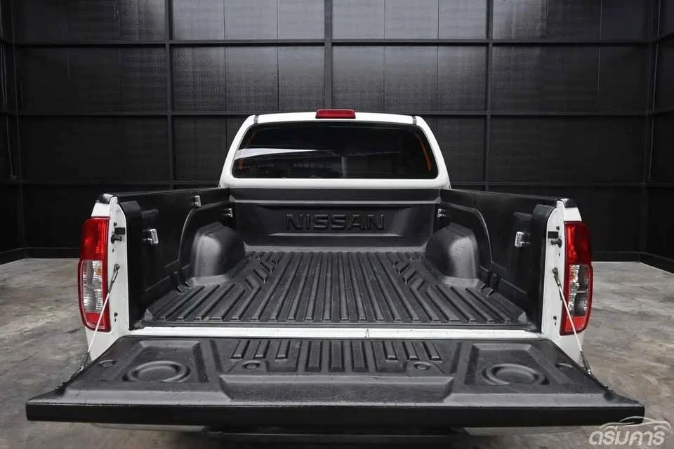 2012 Nissan Navara II 3