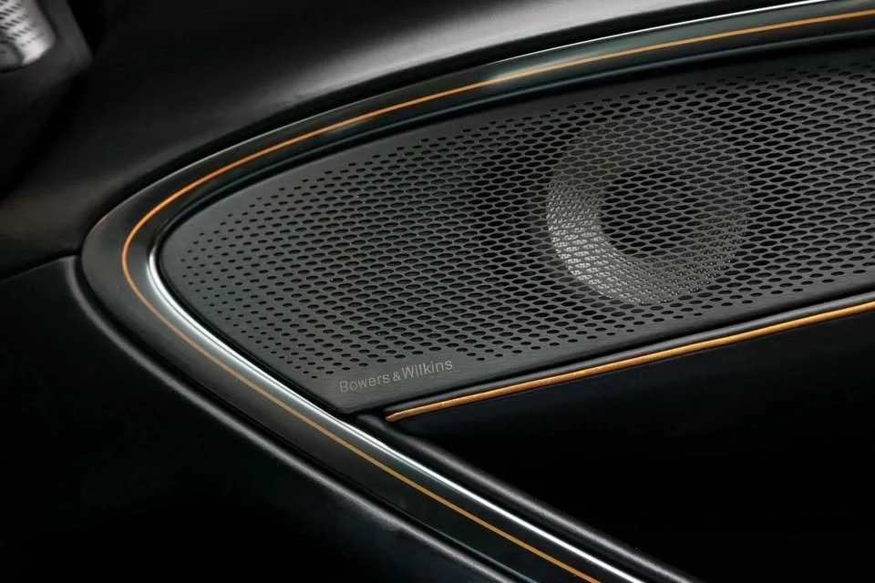 2023 McLaren Artura 3