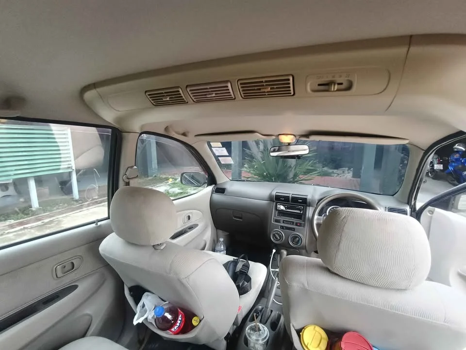 2010 Toyota Avanza I 2