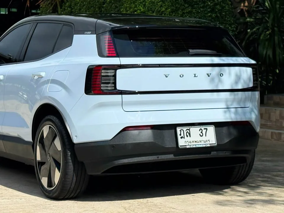 2024 Volvo EX30 I 3