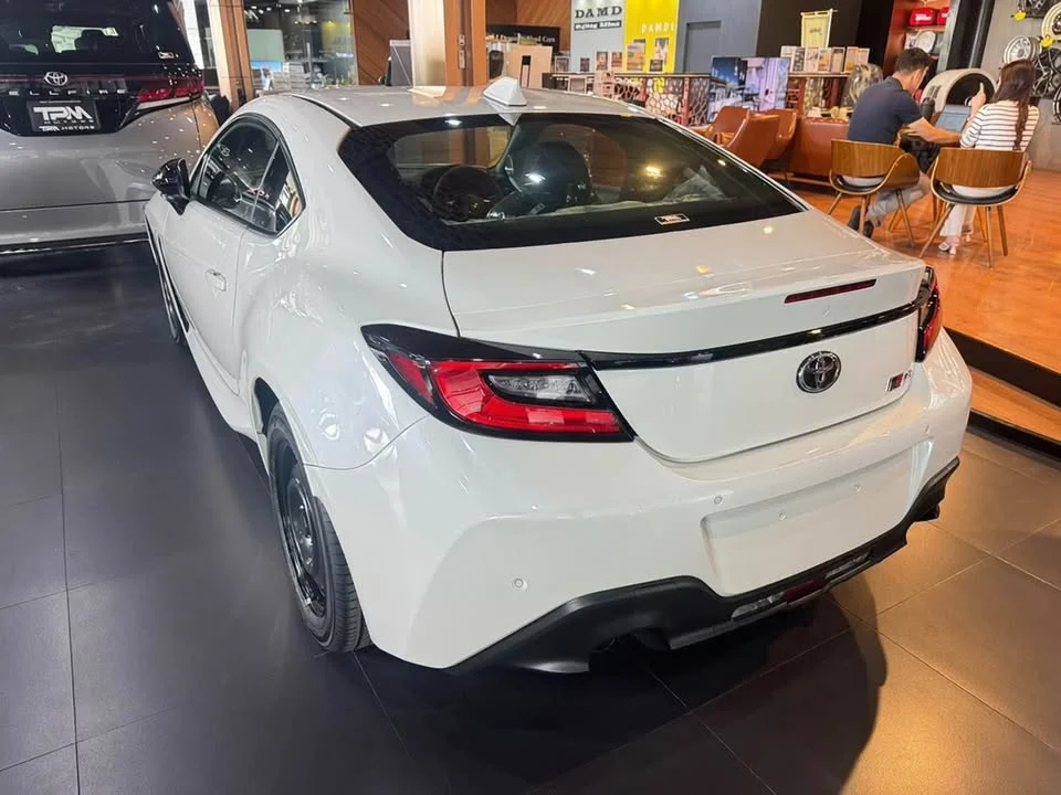 2026 Toyota GR86 ZN8, ZC8 3