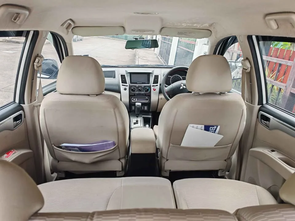 2010 Mitsubishi Pajero Sport II 2