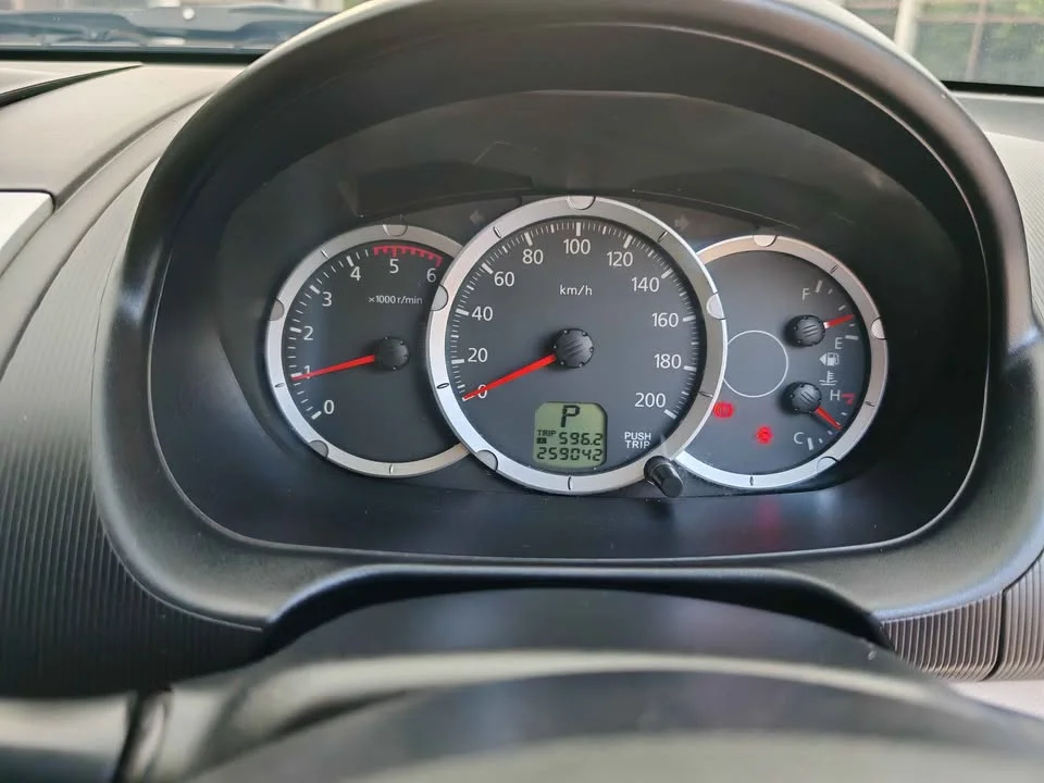 2010 Mitsubishi Pajero Sport II 3