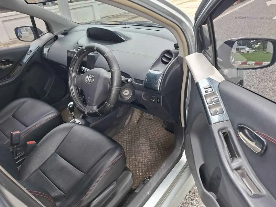 2006 Toyota Yaris II 3
