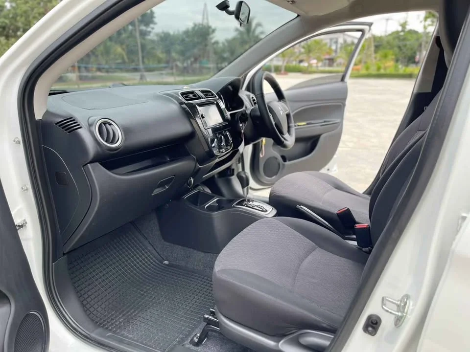 2018 Mitsubishi Mirage VI 2