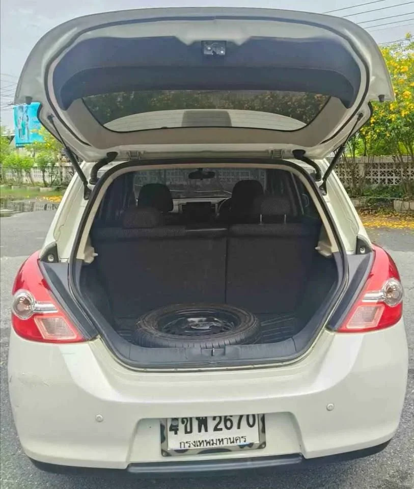 2010 Nissan Tiida I (C11) 3