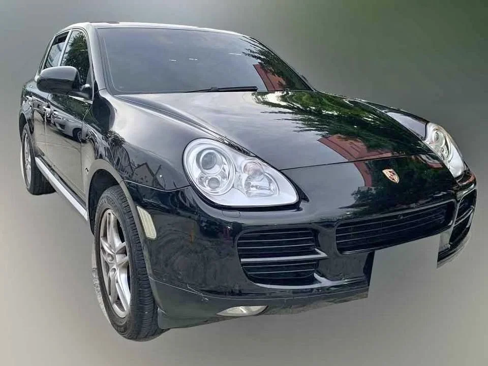 2005 Porsche Cayenne I  2