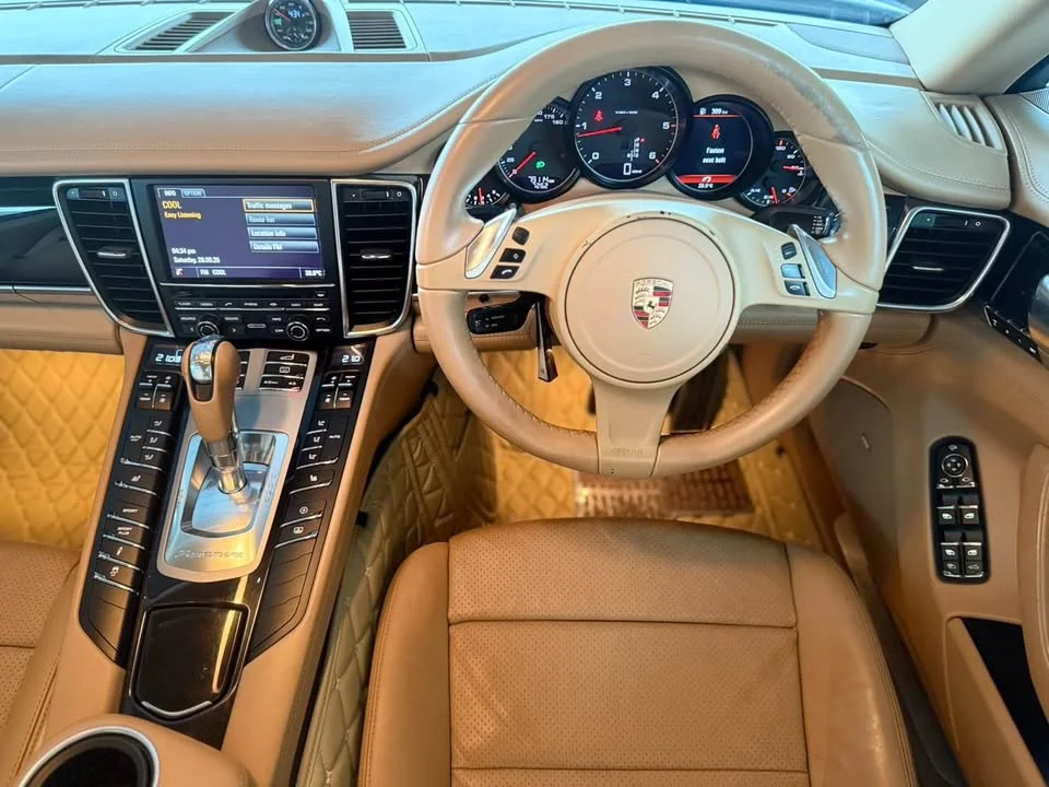 2013 Porsche Panamera I 2