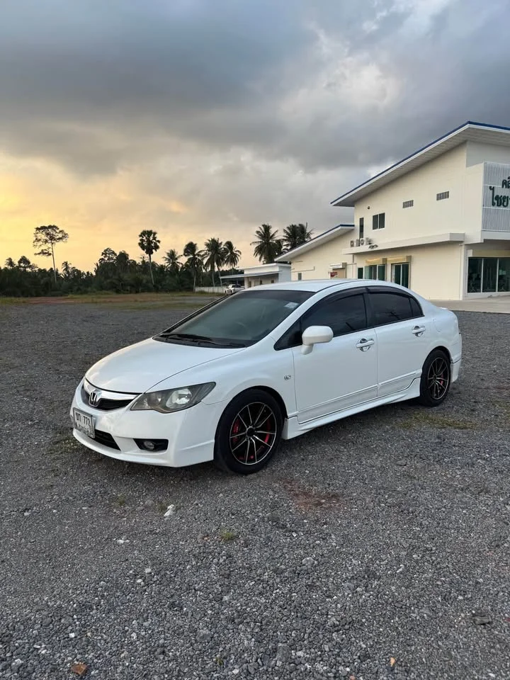 2010 Honda Civic VIII 3