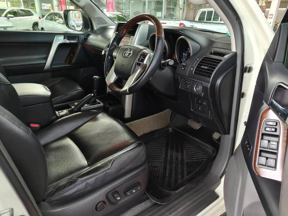 2012 Toyota Land Cruiser Prado J150 3
