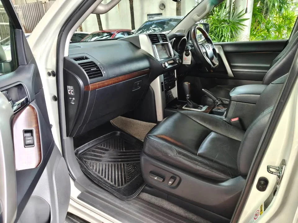 2012 Toyota Land Cruiser Prado J150 2
