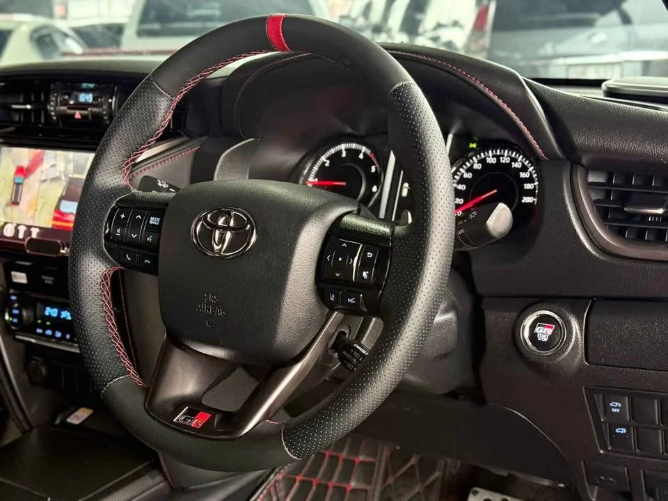 2022 Toyota Fortuner II 3