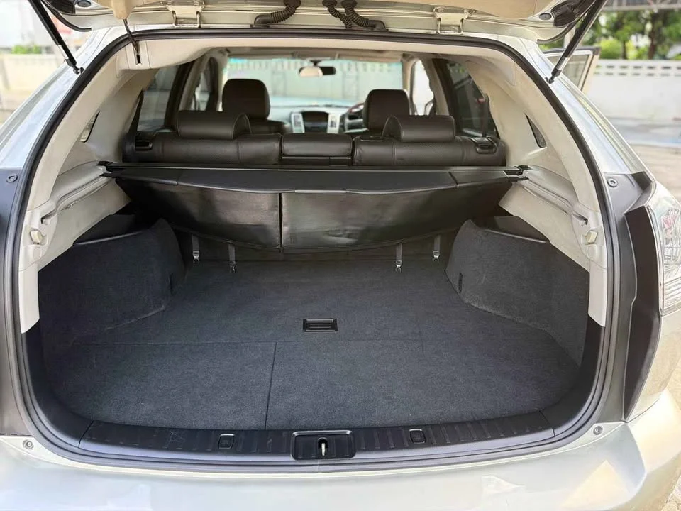 2003 Toyota Harrier II 3