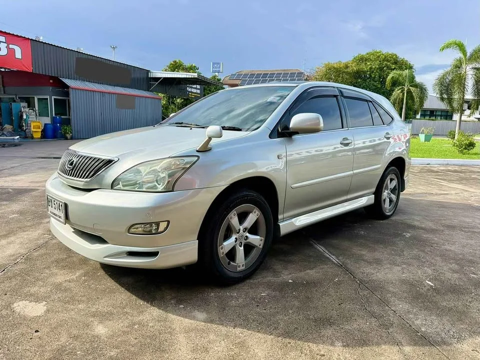 2003 Toyota Harrier II 2