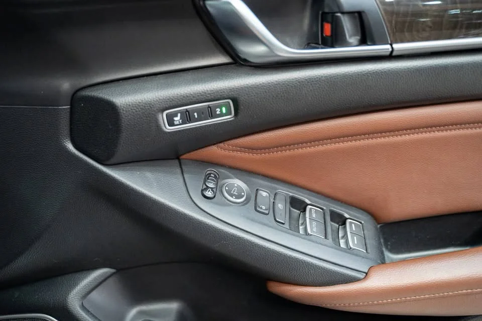 2020 Honda Accord X 2