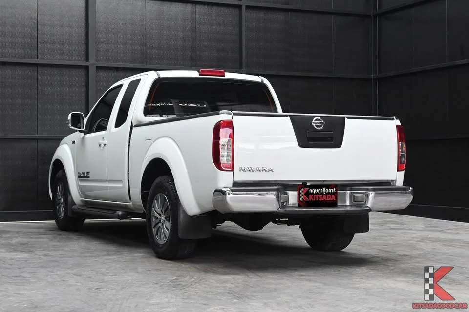 2012 Nissan Navara II 2