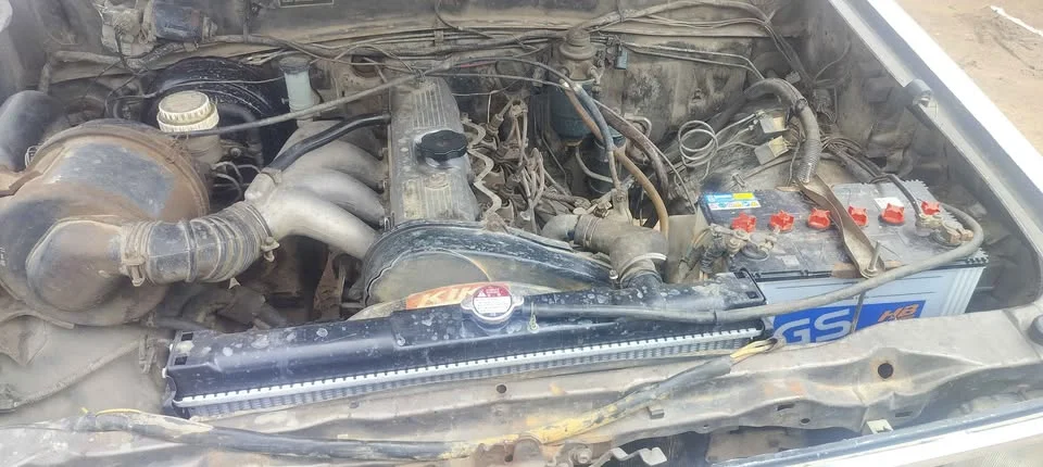 1998 Mitsubishi Triton II 3