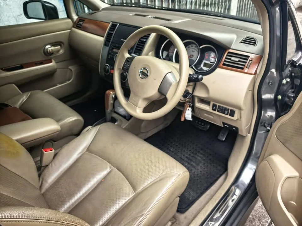 2011 Nissan Tiida I (C11) 3