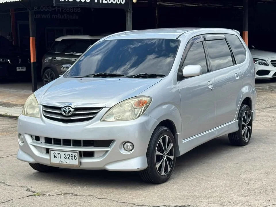 2007 Toyota Avanza I 3