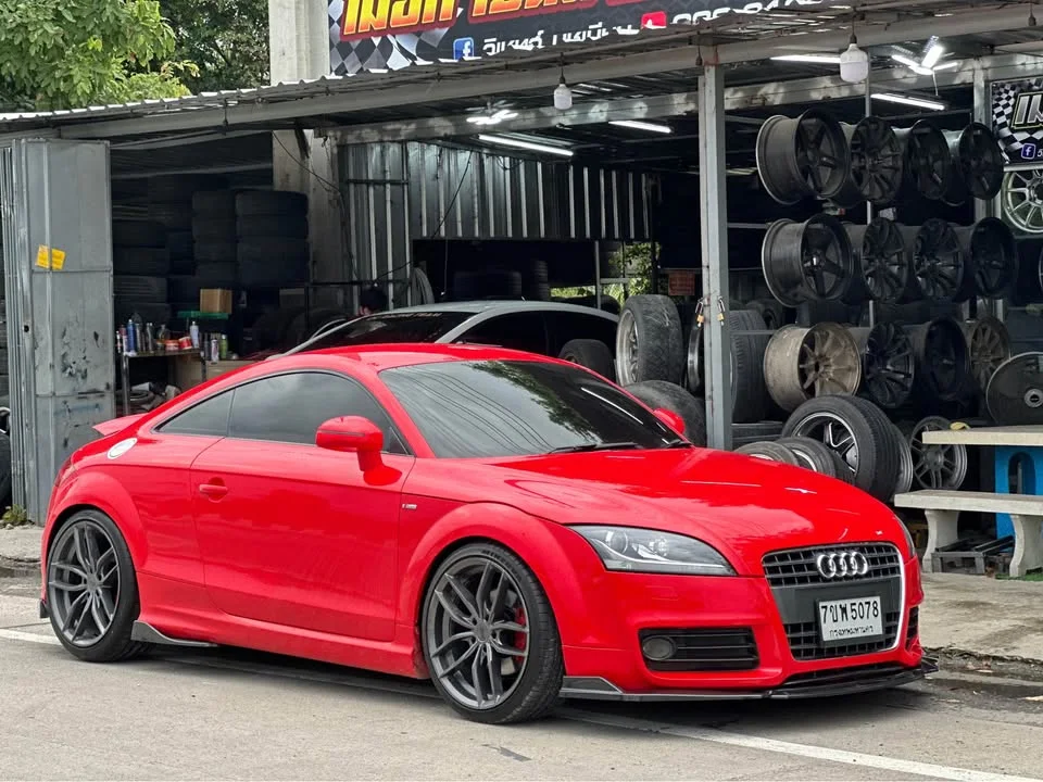 2010 Audi TT Mk2 2