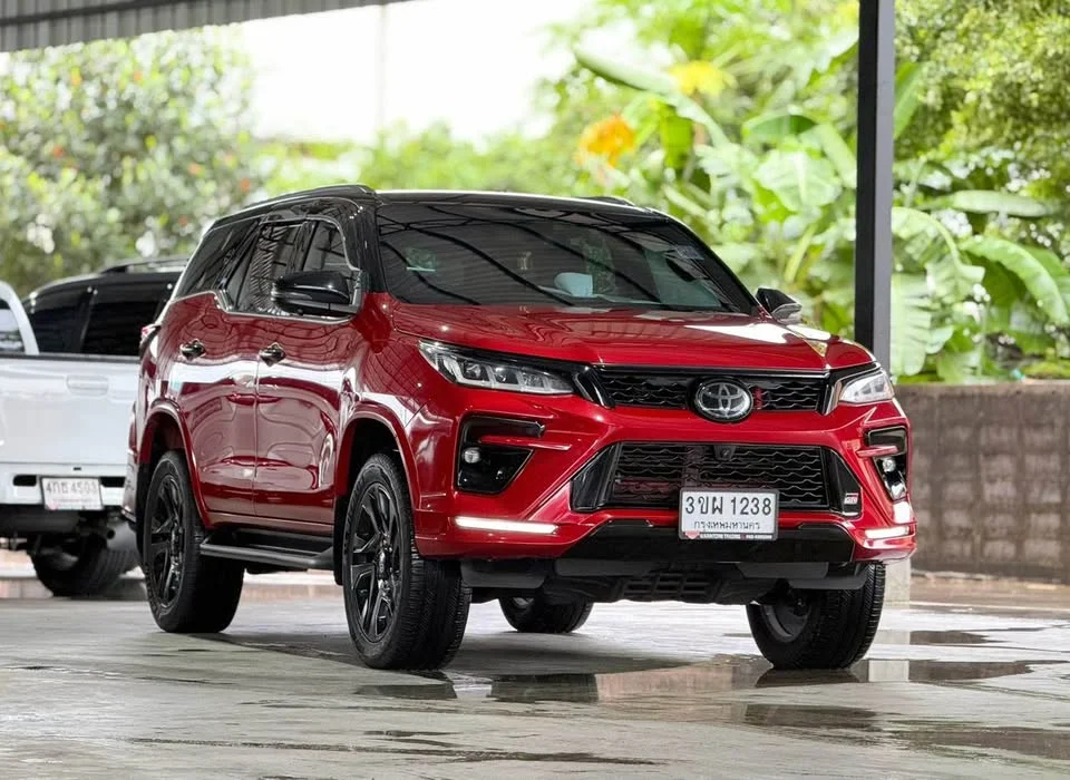2022 Toyota Fortuner II 3