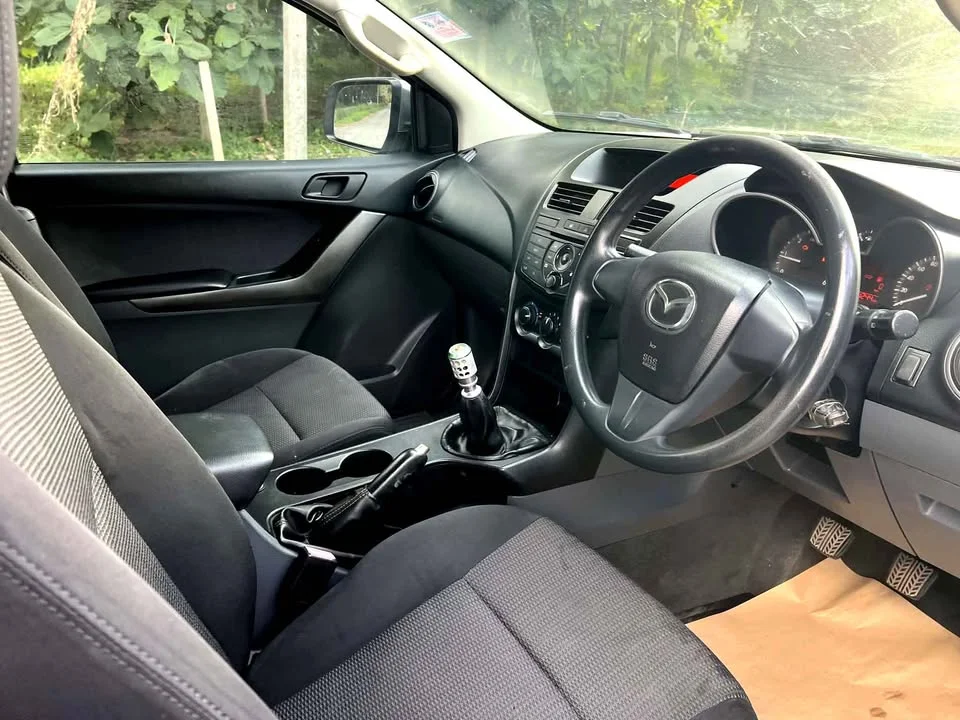 2017 Mazda BT-Series II 2
