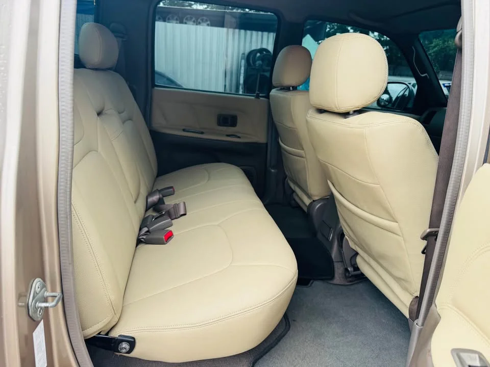 2003 Toyota Hilux Tiger VI 3