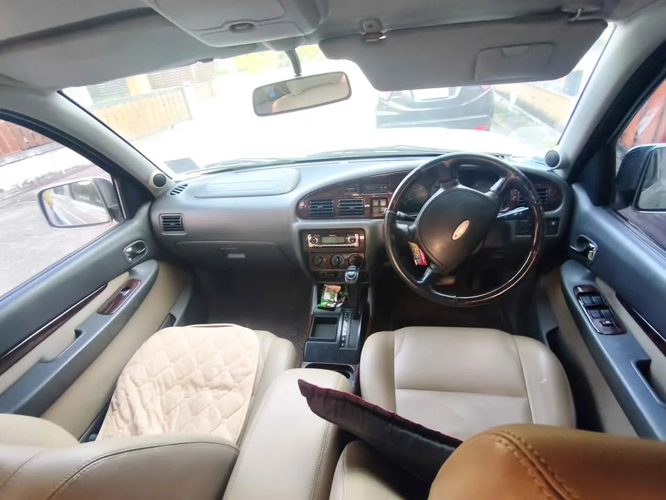 2004 Ford Everest I 3