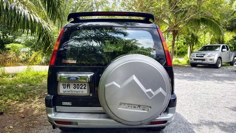 2005 Ford Everest I 3