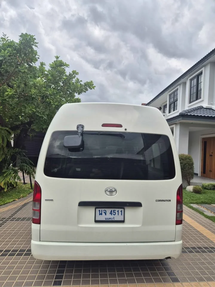 2009 Toyota Commuter V (H200) 3