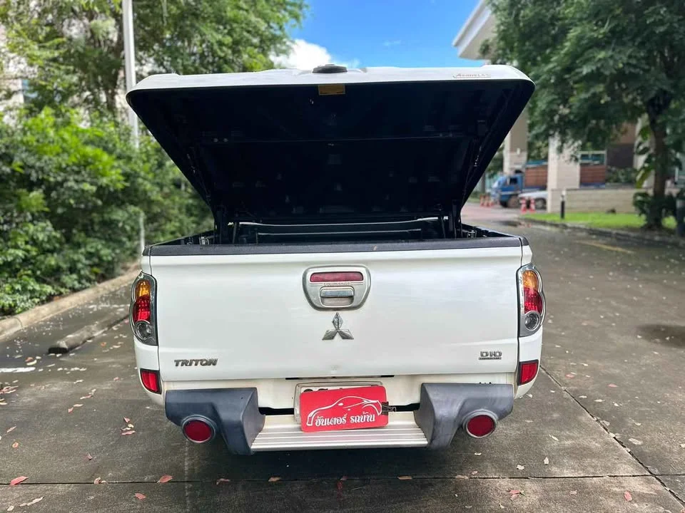 2011 Mitsubishi Triton IV 3