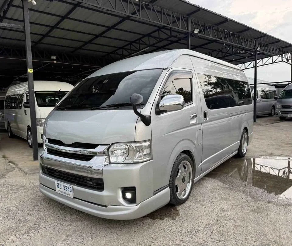 2009 Toyota Commuter V (H200) 2