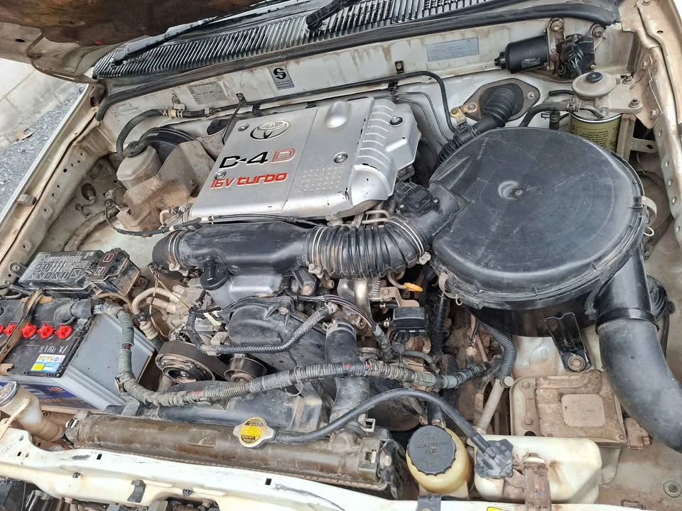 2003 Toyota Hilux Tiger VI 3