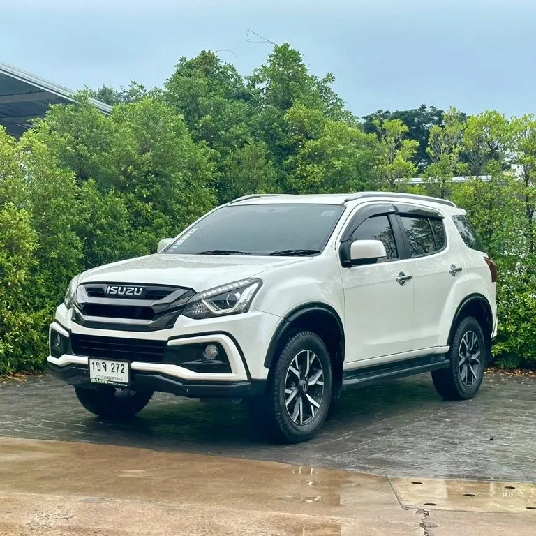 2020 Isuzu MU-X I 3