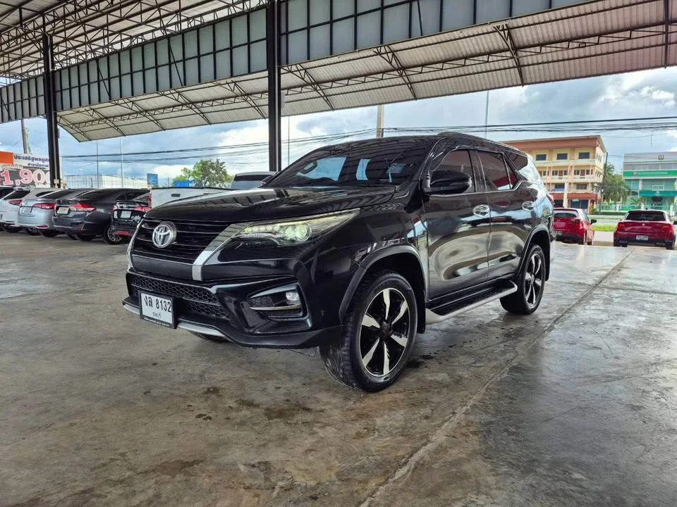 2019 Toyota Fortuner II 3