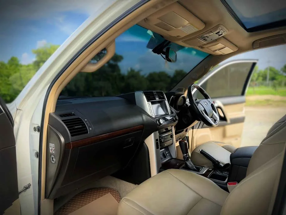 2013 Toyota Land Cruiser Prado J150 2