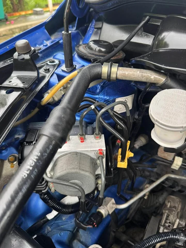 2014 Suzuki Swift II 3