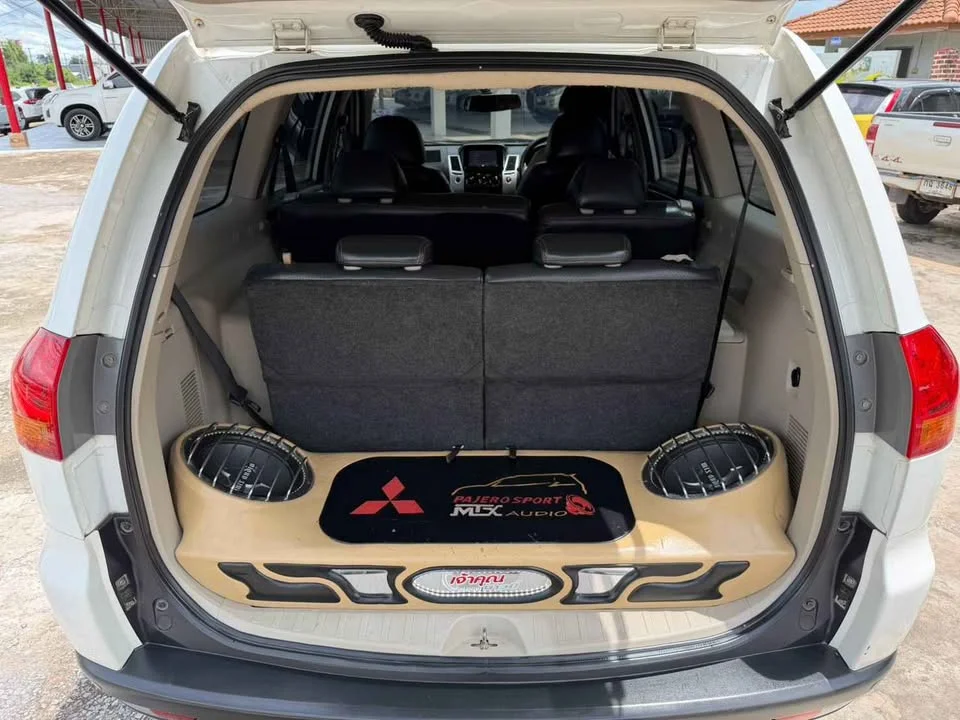 2013 Mitsubishi Pajero Sport II 2