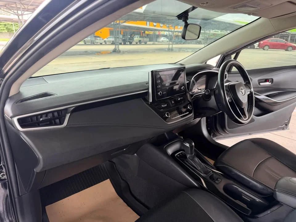 2020 Toyota Corolla Altis XII (E210) 3