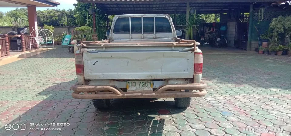 2004 Toyota Hilux Tiger VI 3